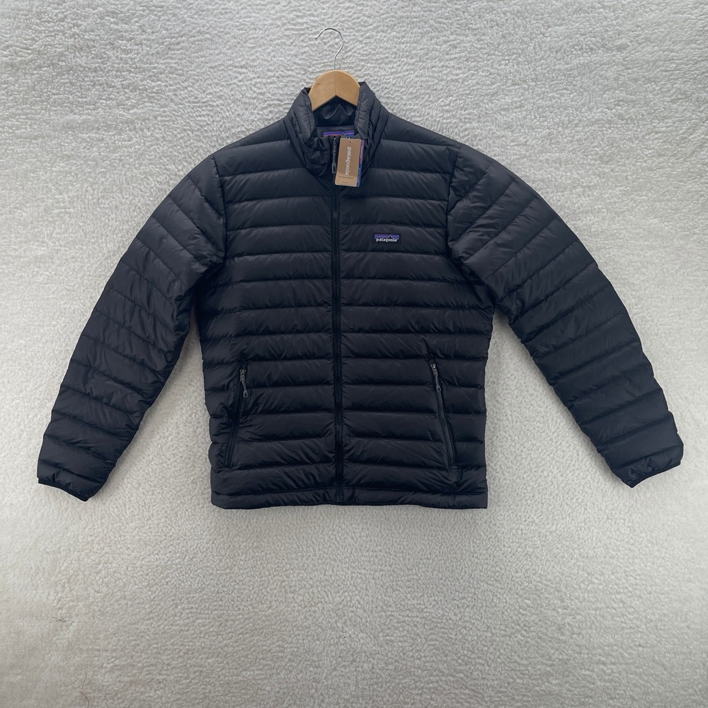 Patagonia Puffer Jacket Mens Medium Black Down Sweater Gorpcore Hiking 84674 NEW